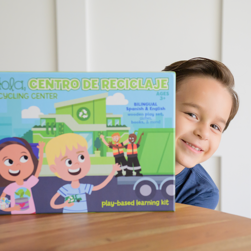 ¡Hola, Centro de Reciclaje! Hello, Recycling Center!