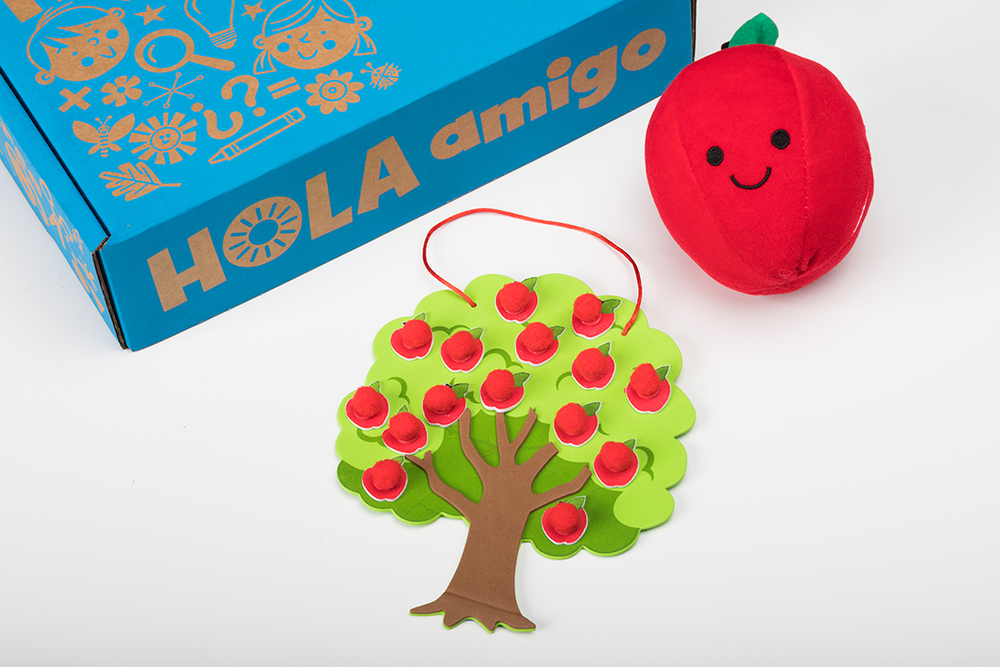 
                  
                    Toddler Busy Box: Las Manzanas/Apples
                  
                