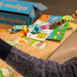 Bilingual Safari Lacing Animals