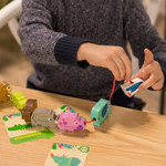 Bilingual Safari Lacing Animals